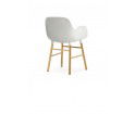 Minimalistyczny fotel na dębowych nogach - FORM ARMCHAIR od Normann Copenhagen - sześć kolorów