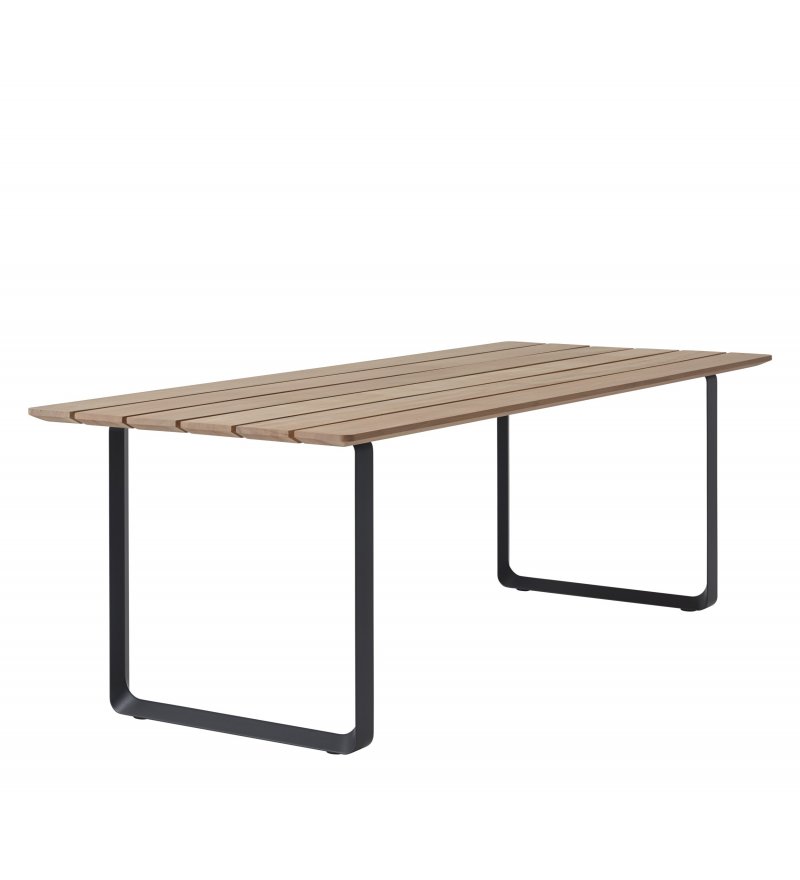 St&oacute;ł 70/70 outdoor Muuto - 90 x 225 cm, mahoń Sapeli/ antracytowa podstawa, na zewnątrz