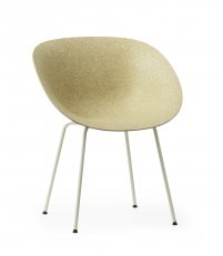 Krzesło z podłokietnikami MAT ARMCHAIR Normann Copenhagen - trawa konopna, kremowa podstawa