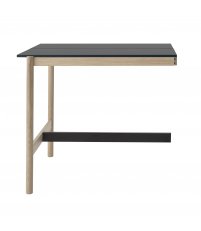 Moduł końcowy stołu Linear System End Module Muuto - wys. 105cm, 110x120cm, czarny blat z nanolaminatu/ABS, dębowa podst.