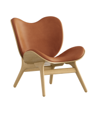 Fotel A Conversation Piece Low oak UMAGE - naturalny dąb / sk&oacute;ra anilinowa Dunes Rust