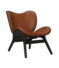 Fotel A Conversation Piece Low oak UMAGE - naturalny dąb / sk&oacute;ra p&oacute;łanilinowa Hope Cognac