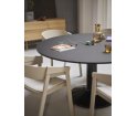 Stół Midst MUUTO - Ø120 cm, czarne linoleum/czarna podstawa, z wycięciem na gniazdo zasilania Pandora
