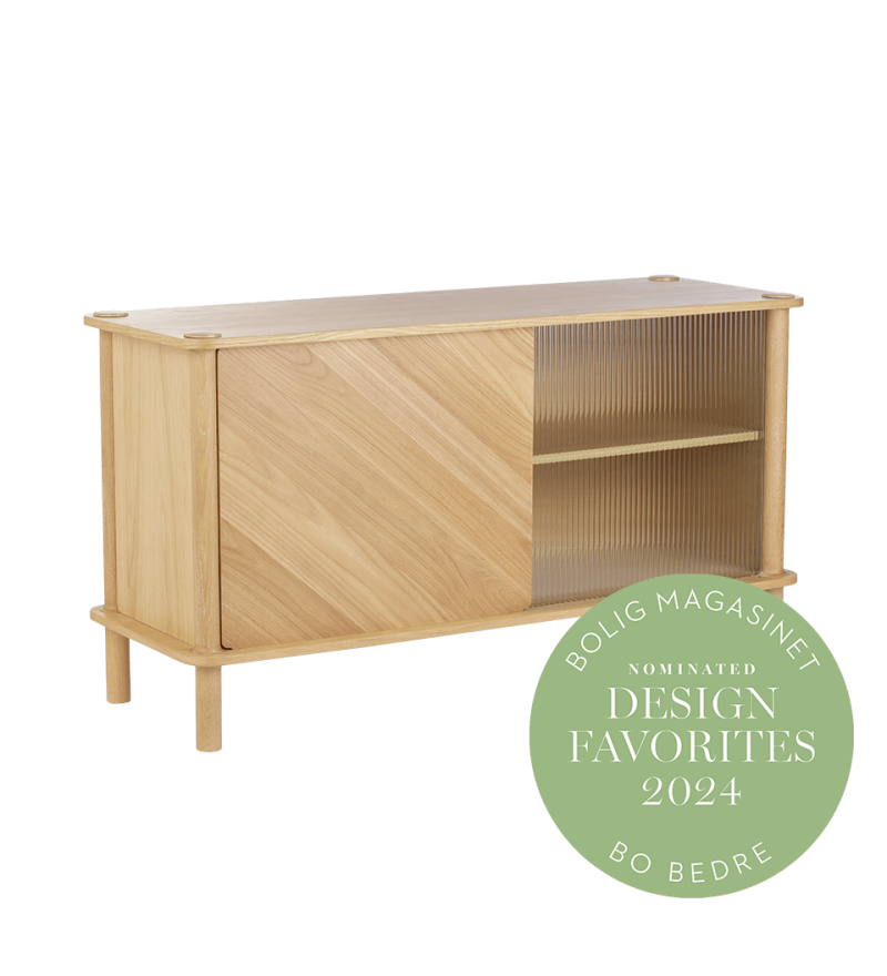 Komoda z przesuwnymi drzwiami Italic oak UMAGE - dąb / drewniane drzwi + szklane drzwi