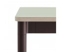 Stół BASE TABLE 128 x 128 cm MUUTO - jasnozielony laminat/sklejka, brązowoczerwone nogi