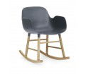 Fotel bujany na dębowych płozach FORM ROCKING ARMCHAIR Normann Copenhagen - różne kolory