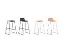 Hoker JUST BARSTOOL z oparciem 75 cm Normann Copenhagen - dwie wersje kolorystyczne