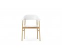 Fotel HERIT CHAIR Normann Copenhagen - dębowe nogi, różne kolory siedziska