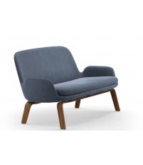 Sofa tapicerowana ERA SOFA Normann Copenhagen - nogi z orzecha włoskiego, różne kolory siedziska