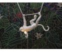 Lampa Monkey Seletti - wersja wisząca, małpka huśtająca się