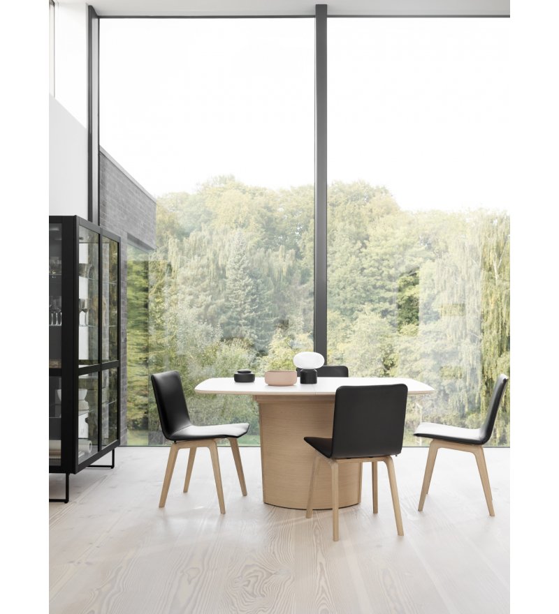 St&oacute;ł jadalniany SM116 Skovby- 8 wariant&oacute;w, rozkładany